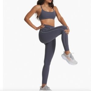 Vuori Daily Sport Leggings. EUC. Azure Blue Sz M